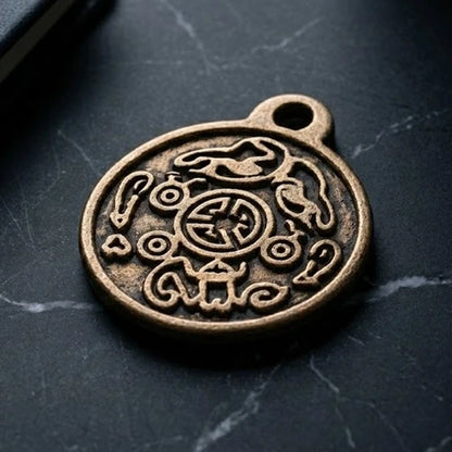 Kingship Legacy — A Symbol of Inner Balance and Tibetan Heritage